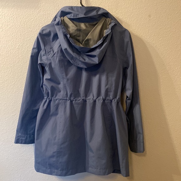 Lands end blue cinch waist rain jacket size small - Picture 6 of 8